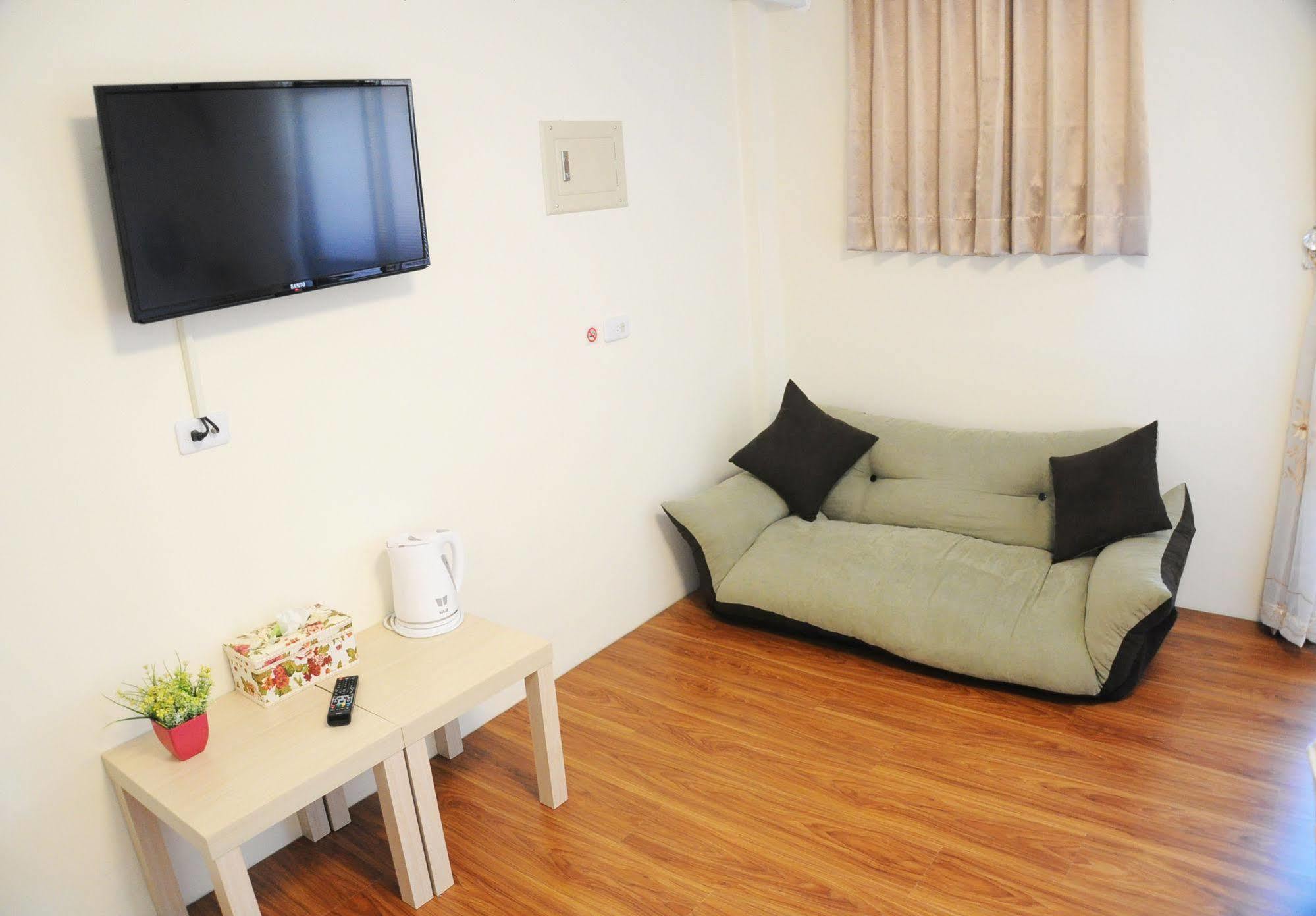 Taitung Enjoy Lane 17 B&B מראה חיצוני תמונה