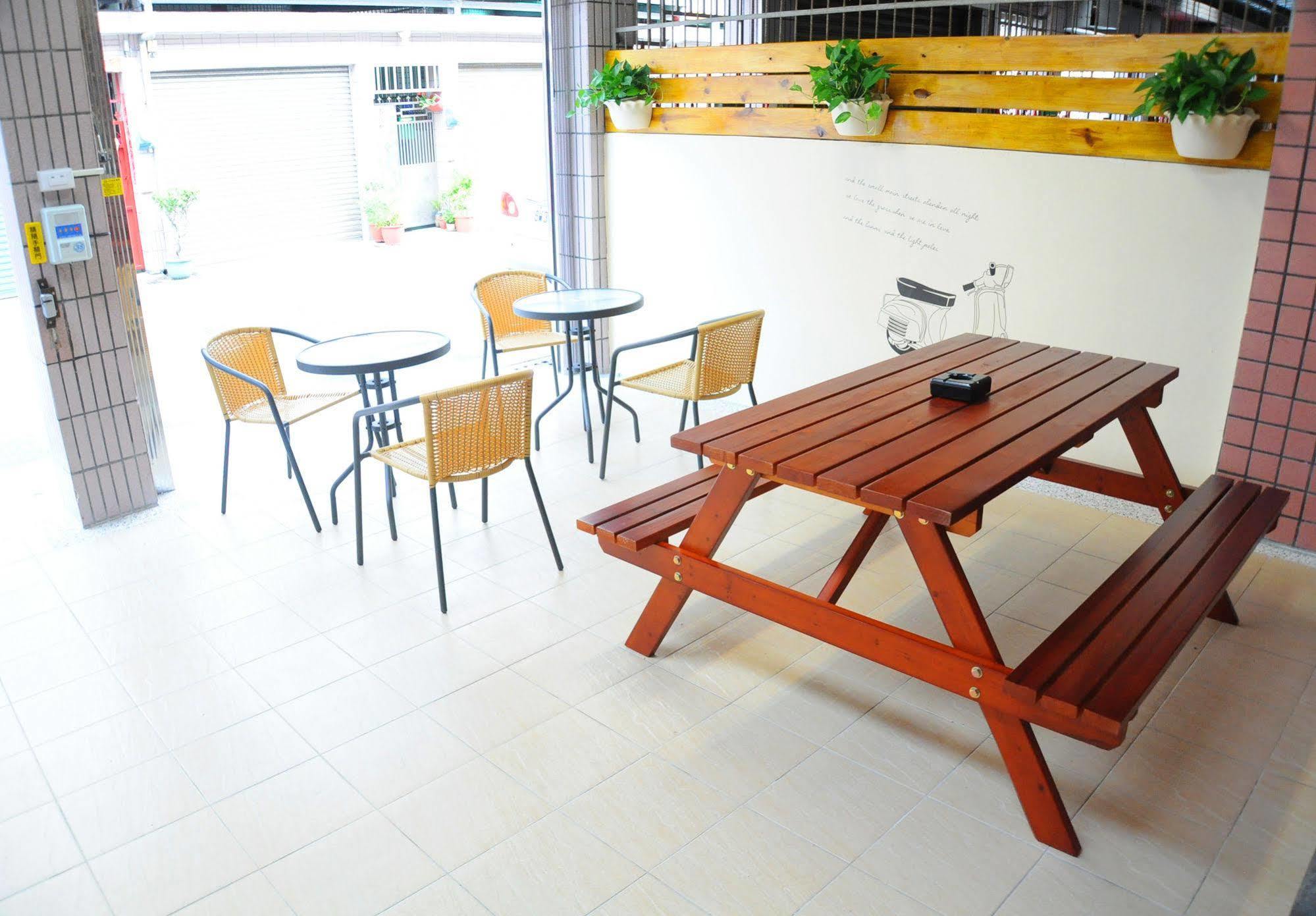 Taitung Enjoy Lane 17 B&B מראה חיצוני תמונה