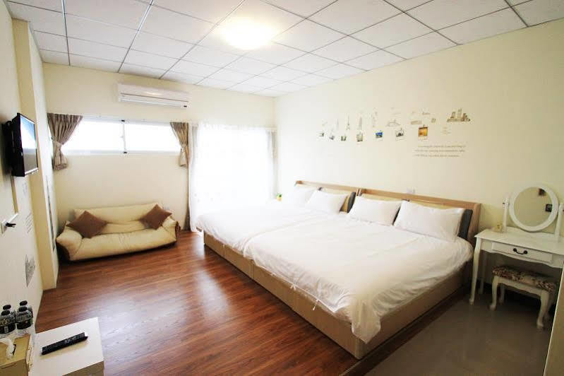 Taitung Enjoy Lane 17 B&B מראה חיצוני תמונה